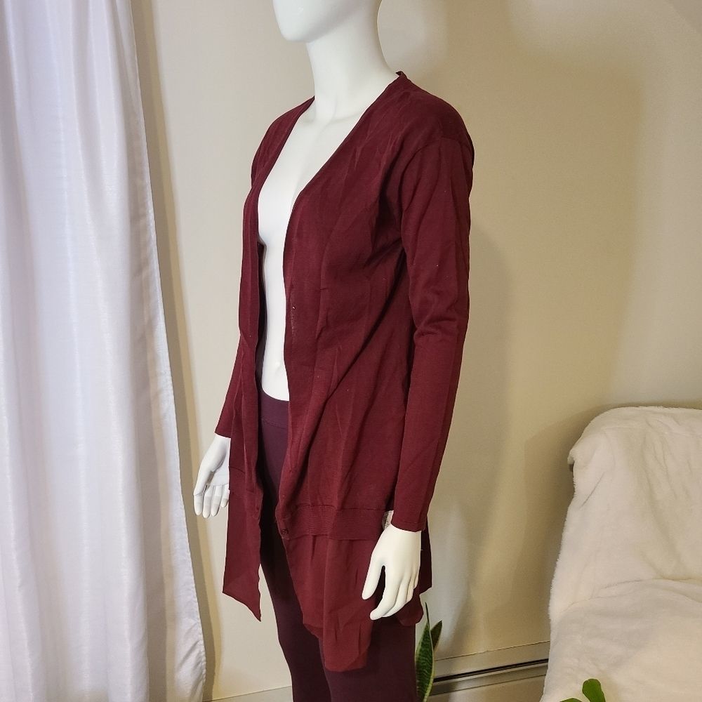 Elite Sweater, Size EUR L